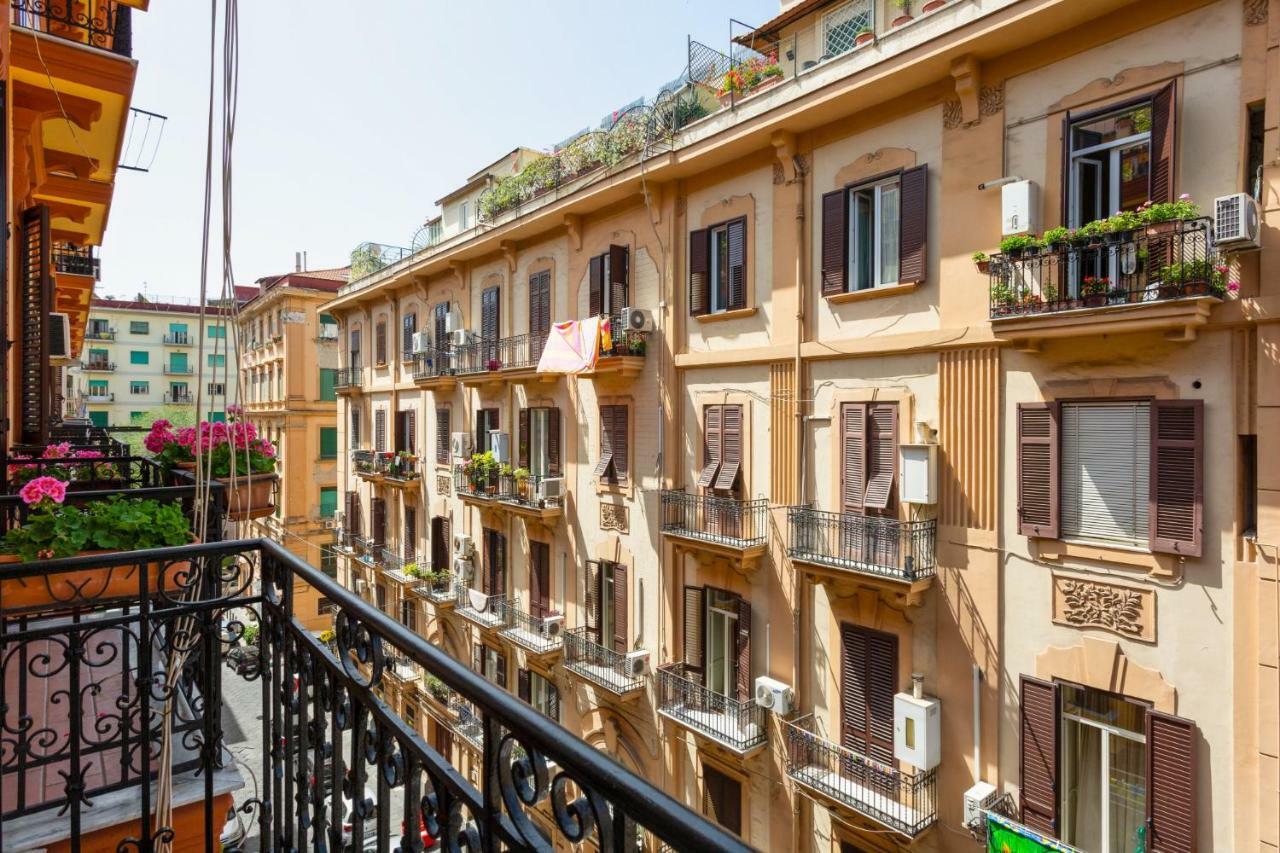 Appartamento La Smorfia Napoli Esterno foto